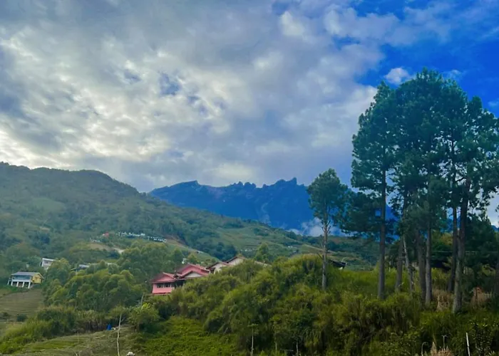 Mak Homestay Upstairs With 5 Bedrooms Kundasang